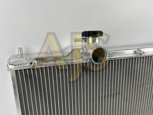 Радиатор алюминиевый Toyota Crown Majesta UZS186 3UZ-FE 40mm AT AJS фото 8