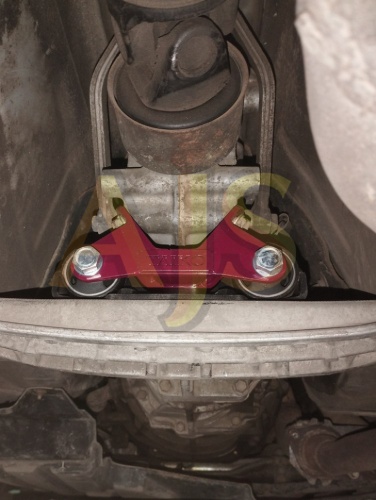 Taiko подушка КПП Toyota Altezza SXE10 3S фото 2
