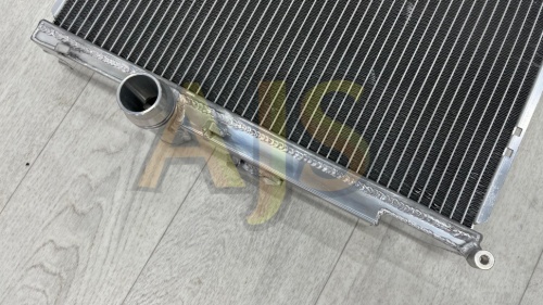 Радиатор алюминиевый BMW E46 40мм MT AJS фото 6