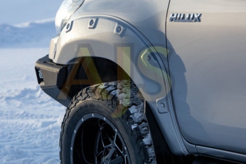 Расширители колесных арок Toyota Hilux REVO 2015